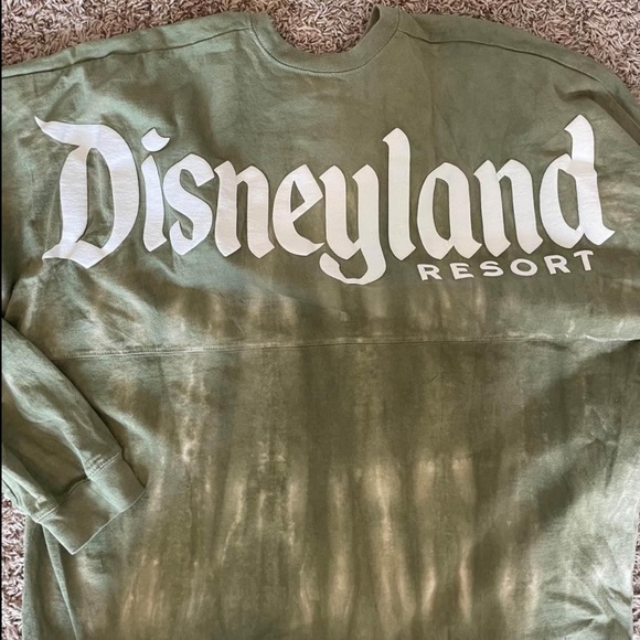 Disney Tops - Disneyland spirit jersey